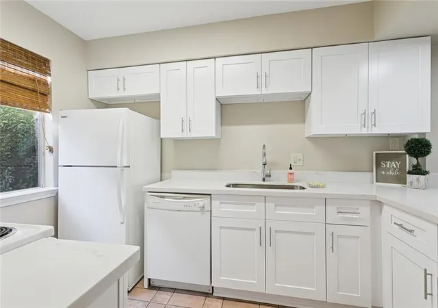 Photo 3 of Condo for sale at 4125 Division St #4125, Metairie, LA 70002 | MLS# 2531097 | Listing updated on 2026-08-12