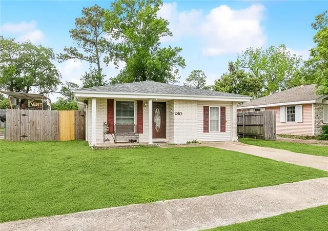 Photo 1 of Single family home for sale at 240 Waldo St, Metairie, LA 70003 | MLS# 2531605 | Listing updated on 2026-08-18
