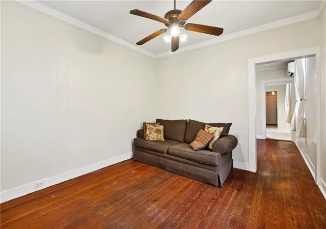 Listing Photo 4 - Condo for sale in building located at 4318 Annunciation St, New Orleans, LA 70115