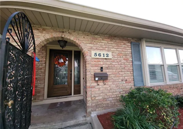 Photo 3 of Single family home for sale at 5612 Bridget St, Metairie, LA 70003 | MLS# 2532137 | Listing updated on 2026-08-22