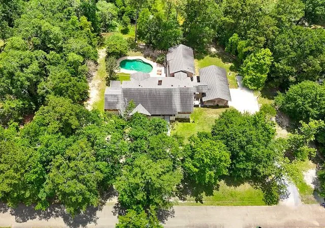 Photo 2 of Single family home for sale at 109 Kendrick Dr, Slidell, LA 70461 | MLS# 2532754 | Listing updated on 2026-08-16