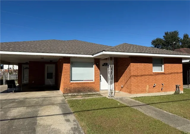 2nd image of 2918 20 Packenham Dr, Chalmette, LA 70043 | MLS# 2533854
