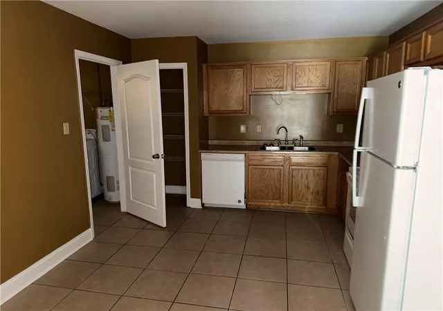 4th image of 2918 20 Packenham Dr, Chalmette, LA 70043 | MLS# 2533854
