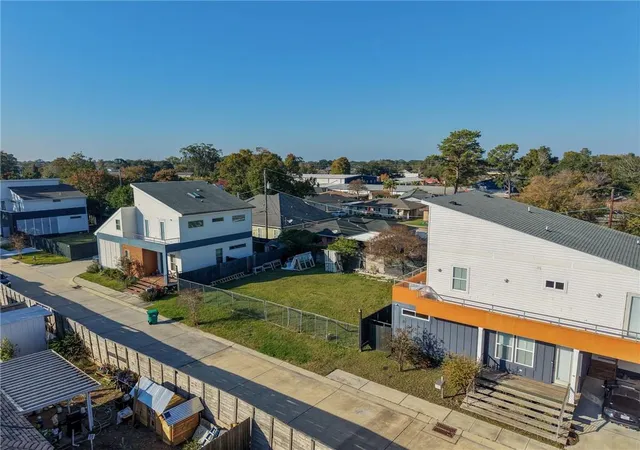 Photo 2 of Land for sale at 10 Homerun Ln, Metairie, LA 70003 | MLS# 2534118 | Listing updated on 2026-08-18