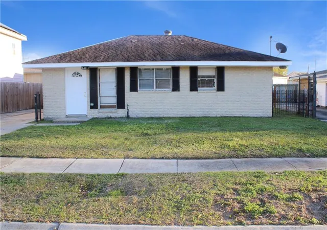 Photo 2 of Sale Pending at 4022 Prentiss Ave, New Orleans, LA 70126 | MLS# 2536662 | Listing updated on 2026-08-22