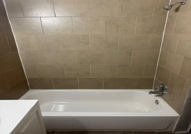 Listing Photo 4 - Condo for sale in building located at 2408 10 Josephine St, New Orleans, LA 70113