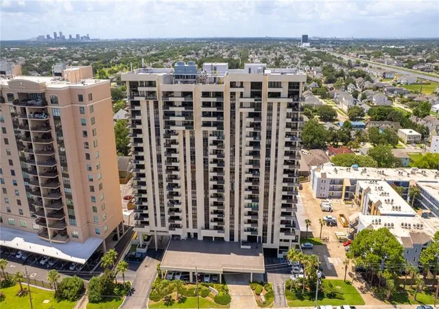 Photo 1 of Condo for sale at 300 Lake Marina Ave #14DBW, New Orleans, LA 70124 | MLS# 2537773 | Listing updated on 2026-08-19