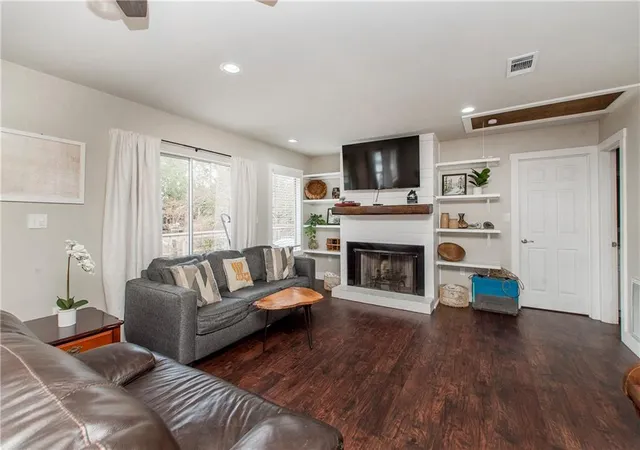 Photo 3 of Single family home for sale at 39926 Watters Rd, Ponchatoula, LA 70454 | MLS# 2538063 | Listing updated on 2026-08-25