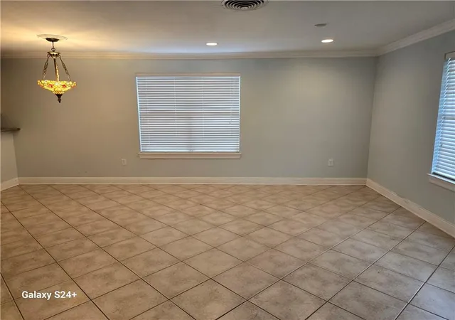 Photo 3 of Sale Pending at 4928 Robin Hood Dr, New Orleans, LA 70128 | MLS# 2539084 | Listing updated on 2026-08-11