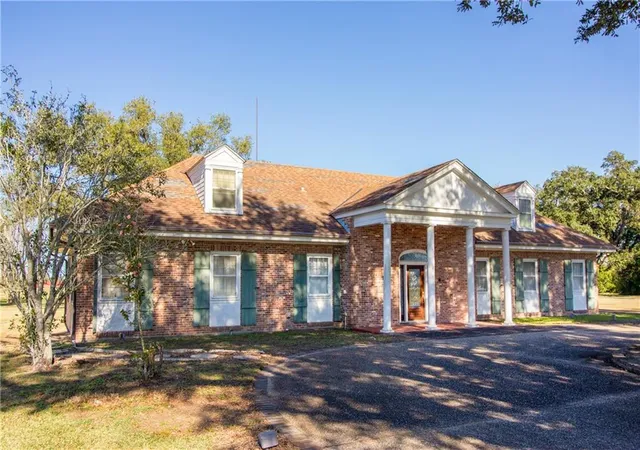 Photo 1 of Single family home for sale at 1262 Main St, La Place, LA 70068 | MLS# 2539246 | Listing updated on 2026-08-20