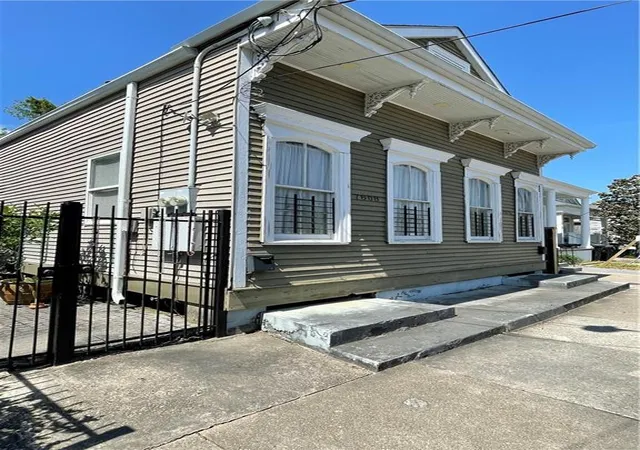 Photo 3 of Condo for sale at 7808 Hickory St #7808, New Orleans, LA 70118 | MLS# 2539871 | Listing updated on 2026-08-09