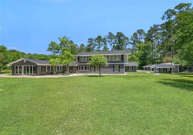 Photo 4 of Single family home for sale at 60078 W Park Cir, Lacombe, LA 70445 | MLS# 2539874 | Listing updated on 2026-08-06