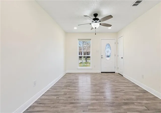 Photo 2 of Single family home for sale at 5068 Lyons Ct, Marrero, LA 70072 | MLS# 2539671 | Listing updated on 2026-08-21