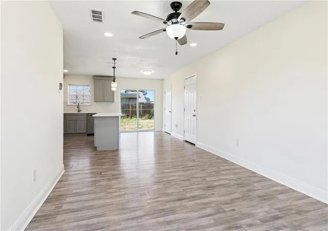 Photo 3 of Single family home for sale at 5068 Lyons Ct, Marrero, LA 70072 | MLS# 2539671 | Listing updated on 2026-08-21