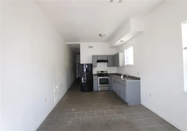 Photo 3 of Multi family home for sale at 2512 S A Prieur St, New Orleans, LA 70125 | MLS# 2540818 | Listing updated on 2026-08-24