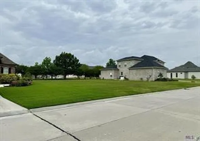 Photo 2 of Land for sale at 126 Dogwood Dr, Kenner, LA 70065 | MLS# 2540639 | Listing updated on 2026-08-15