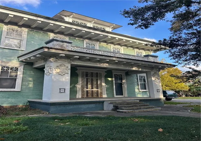 Photo 1 of Single family home for sale at 2221 Esplanade Ave, New Orleans, LA 70119 | MLS# 2541421 | Listing updated on 2026-08-06
