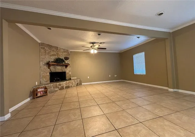 Photo 2 of Single family home for sale at 920 Francis St, Marrero, LA 70072 | MLS# 2536950 | Listing updated on 2026-10-02