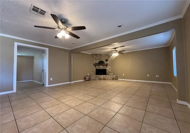 Photo 3 of Single family home for sale at 920 Francis St, Marrero, LA 70072 | MLS# 2536950 | Listing updated on 2026-10-02