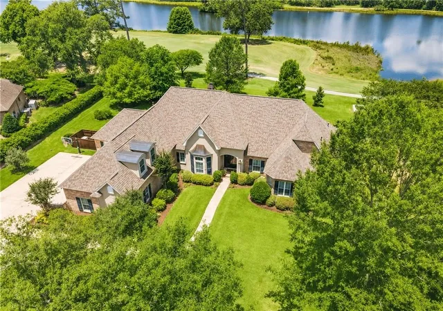 Photo 1 of Single family home for sale at 604 Northwoods Dr, Abita Springs, LA 70420 | MLS# 2541760 | Listing updated on 2026-08-22