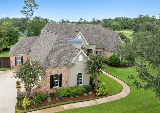 Photo 3 of Single family home for sale at 604 Northwoods Dr, Abita Springs, LA 70420 | MLS# 2541760 | Listing updated on 2026-08-22
