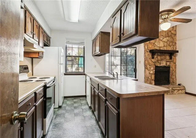 Photo 4 of Townhouse for sale at 4203 Paradis Ln, Kenner, LA 70065 | MLS# 2541489 | Listing updated on 2026-10-02