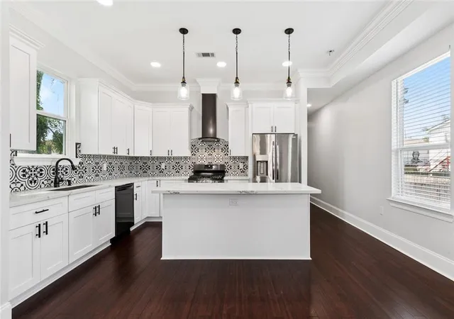 Photo 3 of Multi family home for sale at 2714 16 Magnolia St, New Orleans, LA 70113 | MLS# 2542467 | Listing updated on 2026-08-13