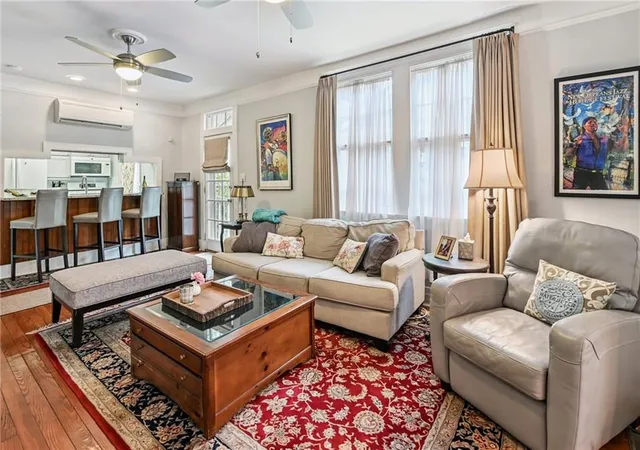 Listing Photo 4 - Condo for sale in building located at 943 Wilson Dr, New Orleans, LA 70119 - Unit #943