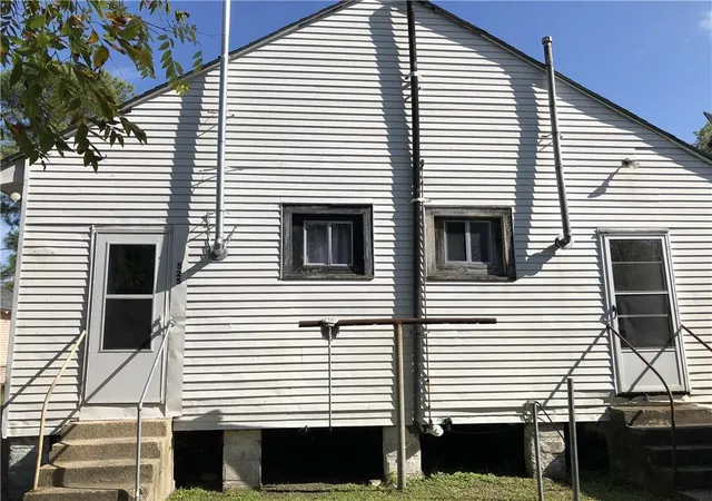 2nd image of 525 527 Monroe St, Gretna, LA 70053 | MLS# 2542500