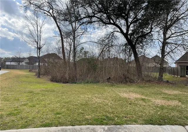 Photo 1 of Land for sale at 120 Kellywood Ct, Belle Chasse, LA 70037 | MLS# 2543339 | Listing updated on 2026-08-18