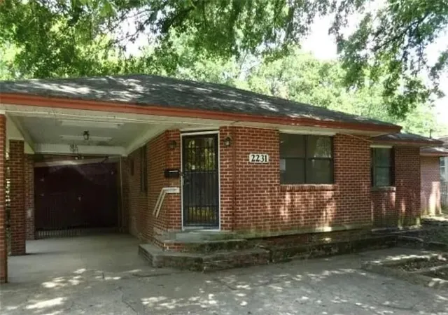 Single family home for sale at 2231 Harelson Dr, Baton Rouge, LA 70802 | MLS# 2542718