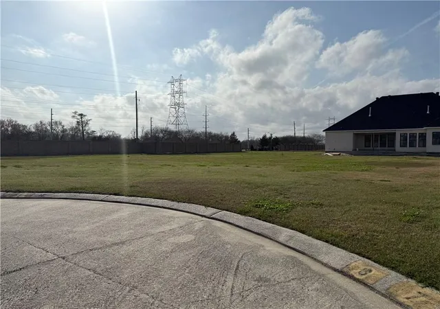 Photo 3 of Land for sale at Lot 8 Heron Dr, Westwego, LA 70094 | MLS# 2543585 | Listing updated on 2026-08-17