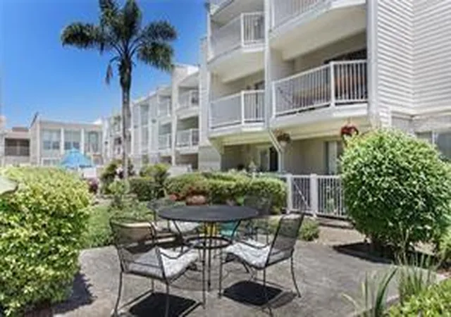 Photo 2 of Condo for sale at 3805 Houma Blvd #301C, Metairie, LA 70006 | MLS# 2544153 | Listing updated on 2026-08-25