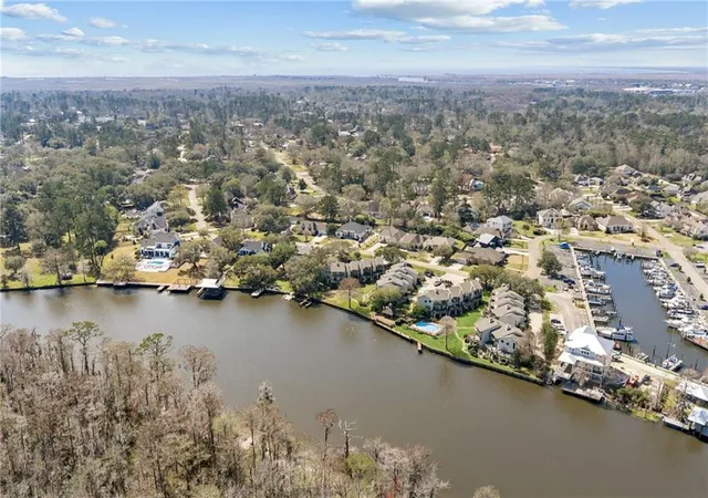 26th image of 106 Tchefuncte Oaks Dr #106, Mandeville, LA 70471 | MLS# 2544592