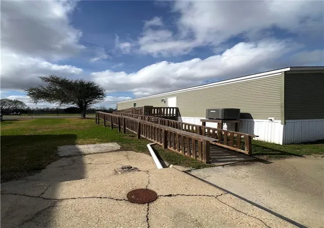 Photo 2 of Single family home for sale at 102 Gibson St, Raceland, LA 70394 | MLS# 2543919 | Listing updated on 2026-08-10