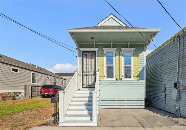 Photo 1 of Sale Pending at 2027 Annette St, New Orleans, LA 70116 | MLS# 2545334 | Listing updated on 2026-08-24
