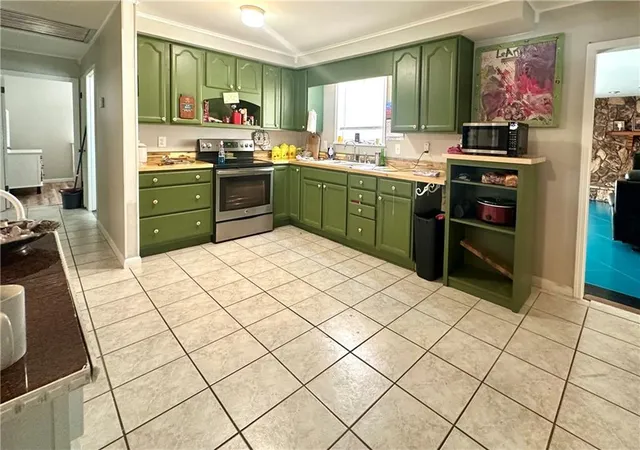 Photo 4 of Sale Pending at 40055 Hickory Ln, Ponchatoula, LA 70454 | MLS# 2545612 | Listing updated on 2026-08-18