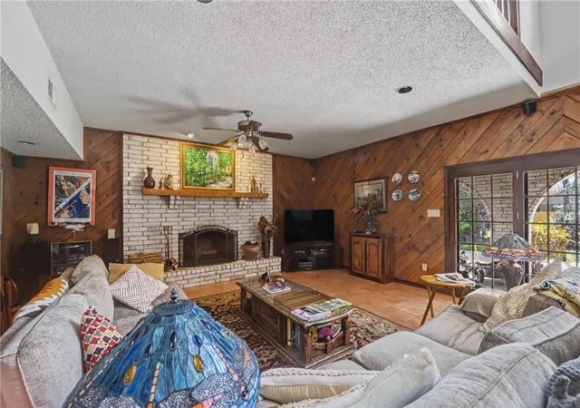 Photo 2 of Single family home for sale at 30060 Red Ml Dr, Lacombe, LA 70445 | MLS# 2545830 | Listing updated on 2026-08-13