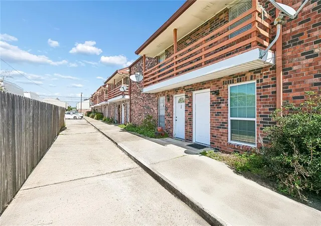 1st image of 1617 Newport Pl #29, Kenner, LA 70065 | MLS# 2546078