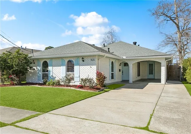 1st image of 1420 N Starrett Rd, Metairie, LA 70003 | MLS# 2544707