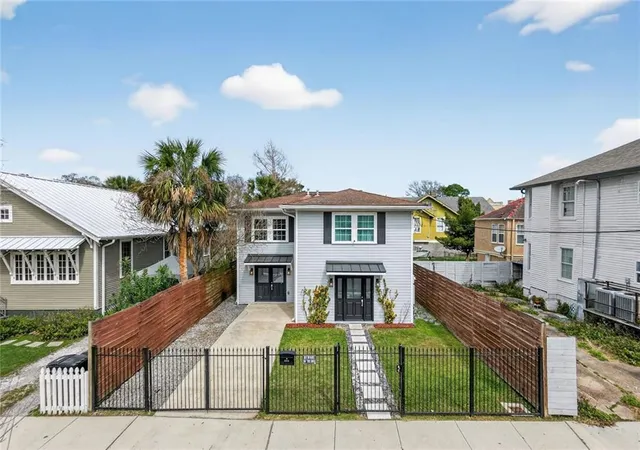 Photo 1 of Single family home for sale at 4315 S Rocheblave St, New Orleans, LA 70125 | MLS# 2543657 | Listing updated on 2026-08-17