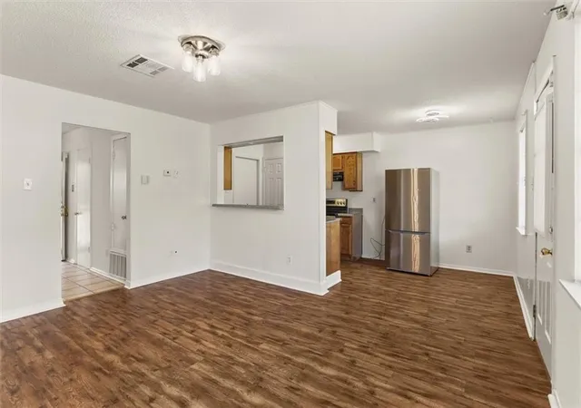 Photo 4 of Single family home for sale at 6220 Kingston Ct, New Orleans, LA 70131 | MLS# 2546233 | Listing updated on 2026-08-11