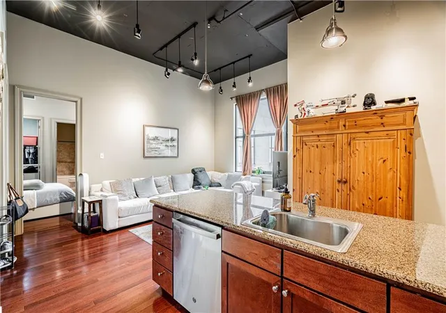 Photo 4 of Condo for sale at 1201 Canal St #362, New Orleans, LA 70112 | MLS# 2546073 | Listing updated on 2026-08-25