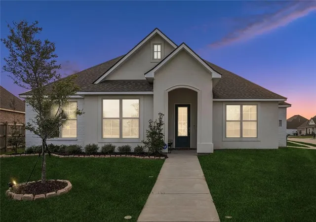 Photo 2 of Single family home for sale at 3281 Rousset Ridge Dr, Slidell, LA 70461 | MLS# 2546414 | Listing updated on 2026-08-24