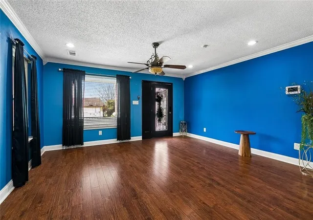 Photo 3 of Single family home for sale at 1913 Constantine Dr, Marrero, LA 70072 | MLS# 2546314 | Listing updated on 2026-09-23
