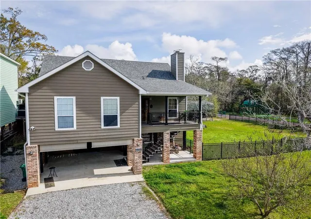 1st image of 1701 Claiborne St, Mandeville, LA 70448 | MLS# 2546784