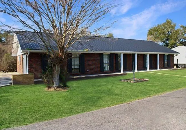 Photo 1 of Single family home for sale at 160 W 93rd Street, Cut Off, LA 70345 | MLS# 2547214 | Listing updated on 2026-08-14
