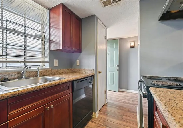 Photo 3 of Condo for sale at 2509 Giuffrias Ave #704, Metairie, LA 70001 | MLS# 2547329 | Listing updated on 2026-08-21