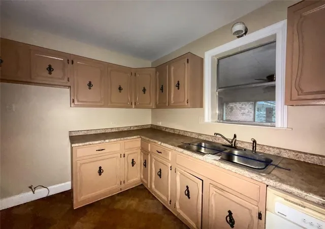Photo 4 of Single family home for sale at 703 Varnado St, Franklinton, LA 70438 | MLS# 2547722 | Listing updated on 2026-08-26