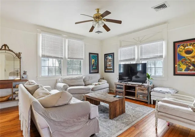 Photo 3 of Multi family home for sale at 3701 Nashville Ave, New Orleans, LA 70125 | MLS# 2547311 | Listing updated on 2026-08-18